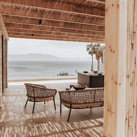 Sagredo Beachfront Retreat & Spa By E-Geo-3