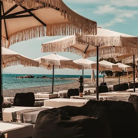 Sagredo Beachfront Retreat & Spa By E-Geo-3